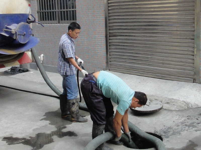 温州鹿城经济开发区专业化粪池清理、专车抽粪
